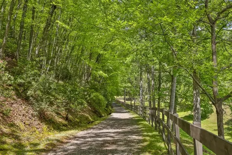 1283 Leafstone Circle Sylva NC 28779