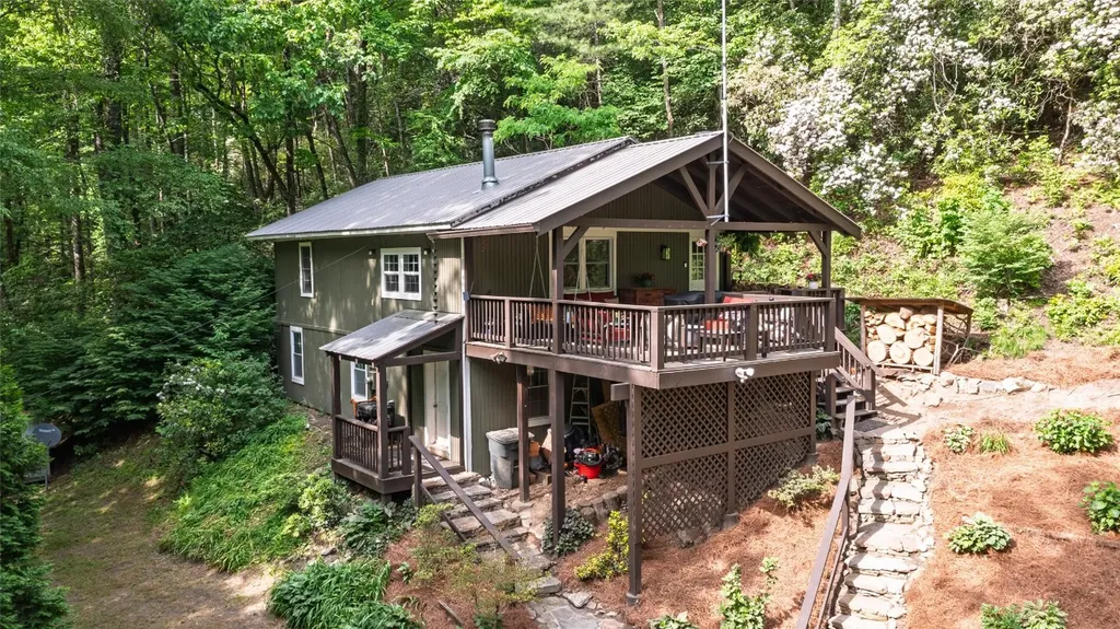 4860 Horse Cove Road Highlands NC 28741