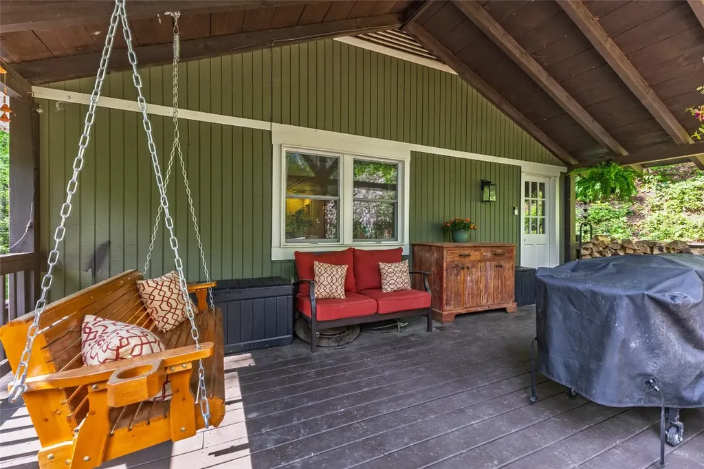 4860 Horse Cove Road Highlands NC 28741