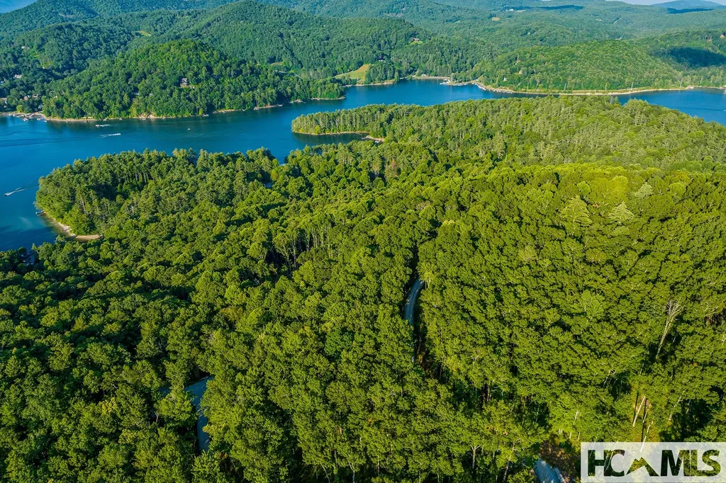 5 N Ridgeline Road Cullowhee NC 28723