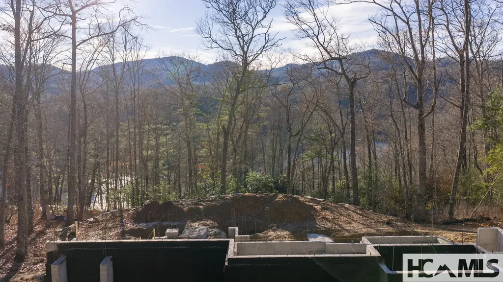 5 N Ridgeline Road Cullowhee NC 28723