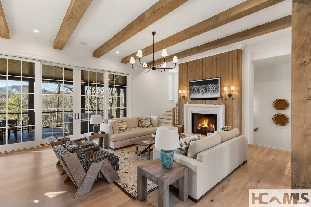 5 N Ridgeline Road Cullowhee NC 28723