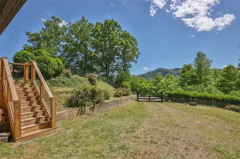 228 Mountain Laurel Drive Franklin NC 28734