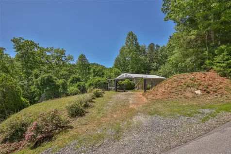 228 Mountain Laurel Drive Franklin NC 28734