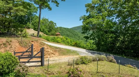 228 Mountain Laurel Drive Franklin NC 28734