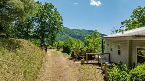 228 Mountain Laurel Drive Franklin NC 28734