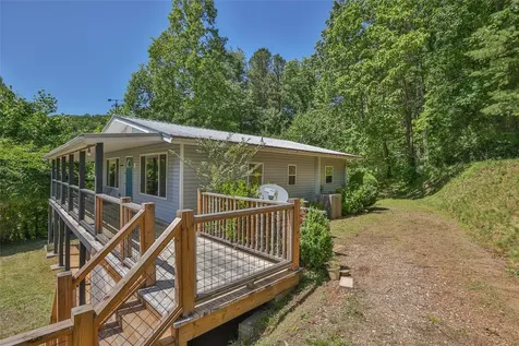 228 Mountain Laurel Drive Franklin NC 28734