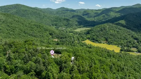 228 Mountain Laurel Drive Franklin NC 28734