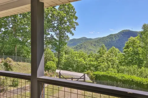 228 Mountain Laurel Drive Franklin NC 28734