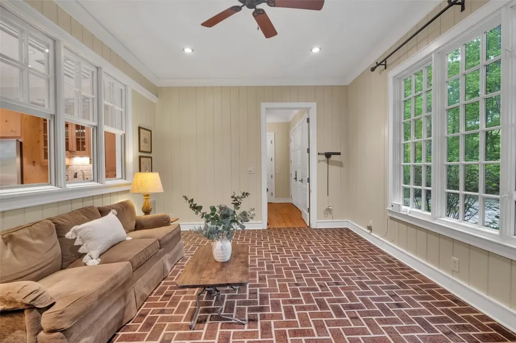 1957 Cold Mountain Road Lake Toxaway NC 28747