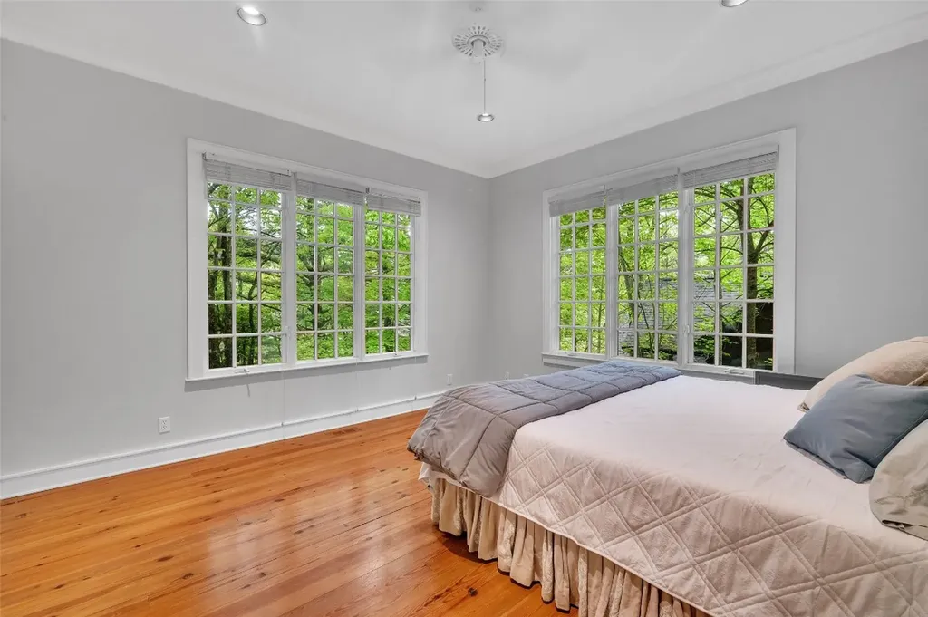 1957 Cold Mountain Road Lake Toxaway NC 28747