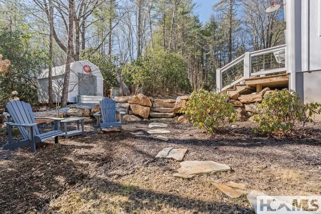 90 Jones Hollow Road 28723 Cullowhee NC 28723