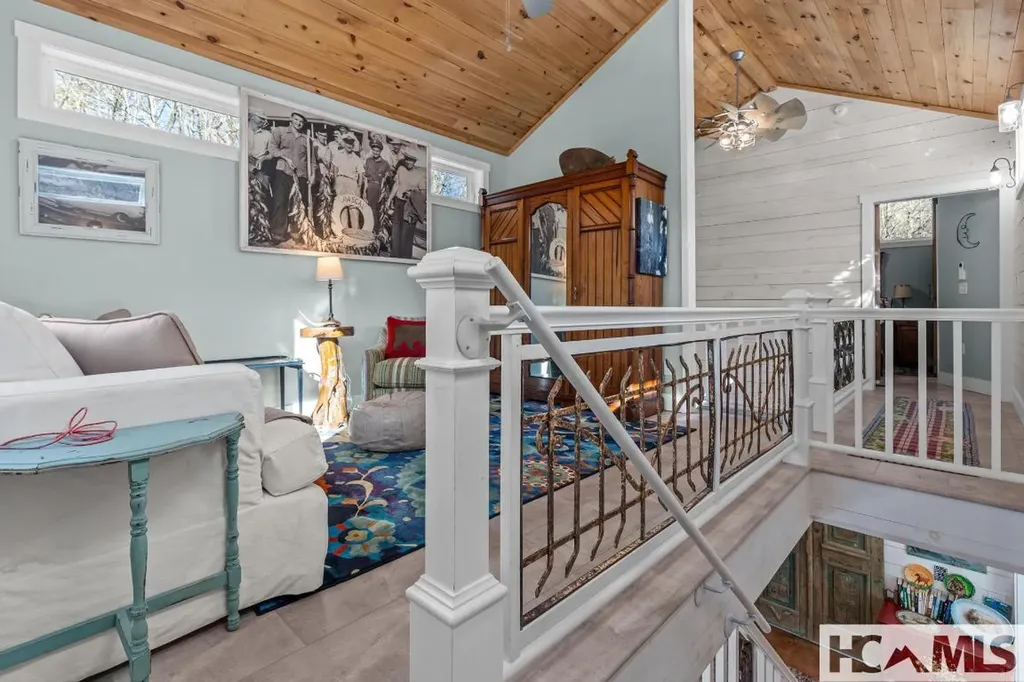 90 Jones Hollow Road 28723 Cullowhee NC 28723