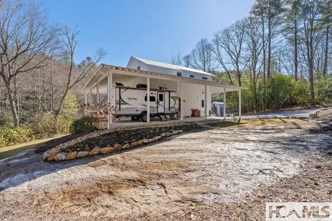 90 Jones Hollow Road 28723 Cullowhee NC 28723