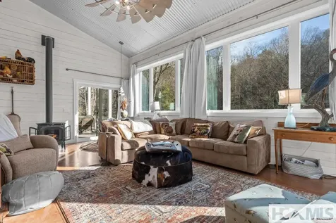 90 Jones Hollow Road 28723 Cullowhee NC 28723