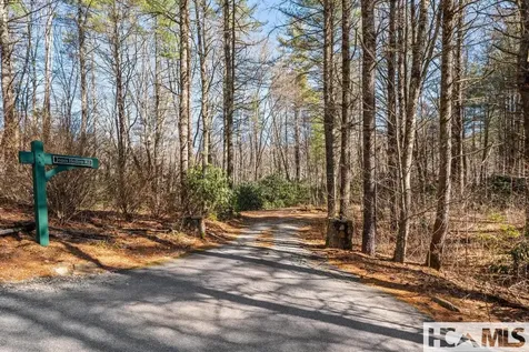 90 Jones Hollow Road 28723 Cullowhee NC 28723
