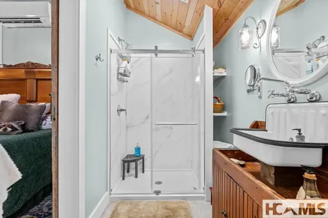 90 Jones Hollow Road 28723 Cullowhee NC 28723