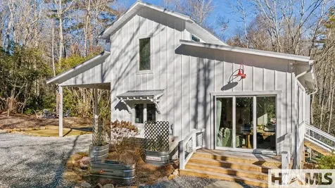 90 Jones Hollow Road 28723 Cullowhee NC 28723