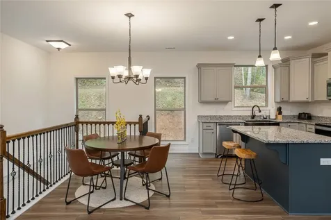 44 No End Circle Cullowhee NC 28723