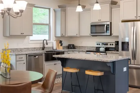 44 No End Circle Cullowhee NC 28723