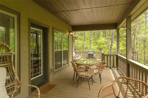 44 No End Circle Cullowhee NC 28723