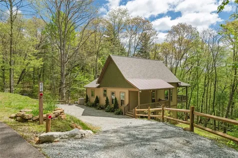 44 No End Circle Cullowhee NC 28723