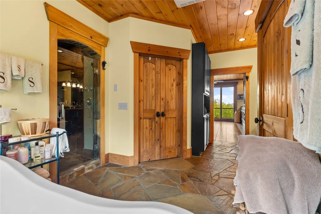 465 Falcon Ridge Road Sapphire NC 28774