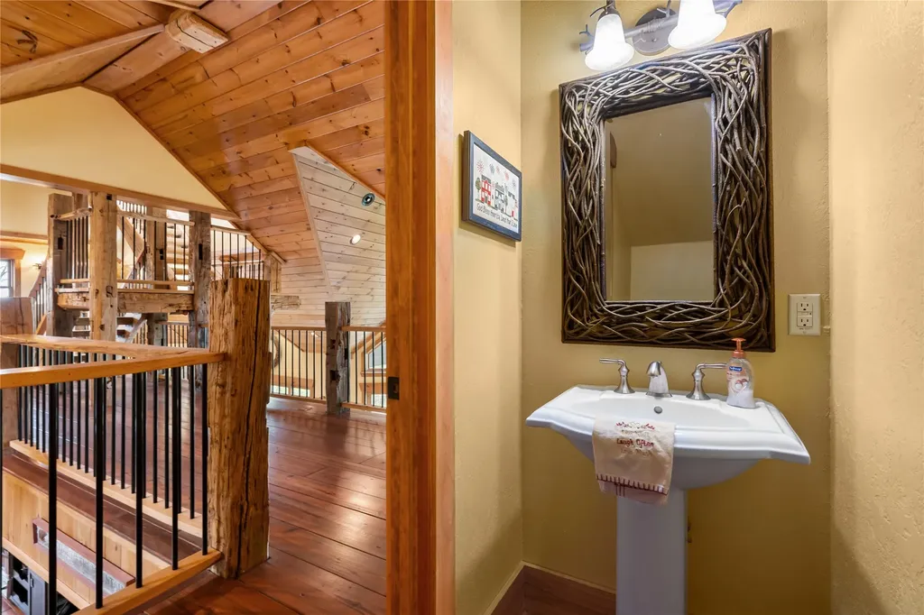 465 Falcon Ridge Road Sapphire NC 28774