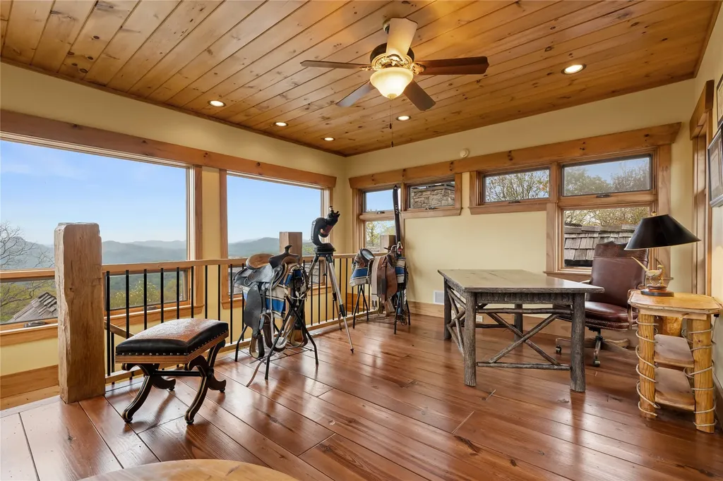 465 Falcon Ridge Road Sapphire NC 28774