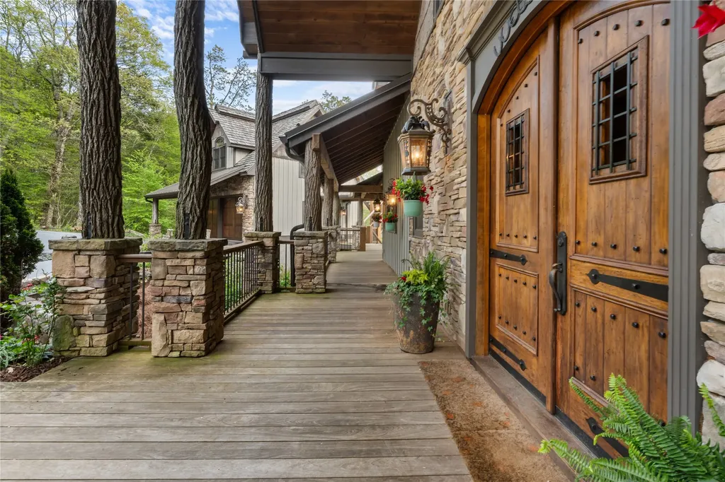 465 Falcon Ridge Road Sapphire NC 28774