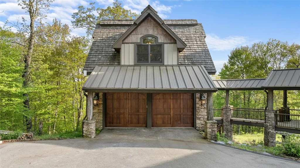 465 Falcon Ridge Road Sapphire NC 28774