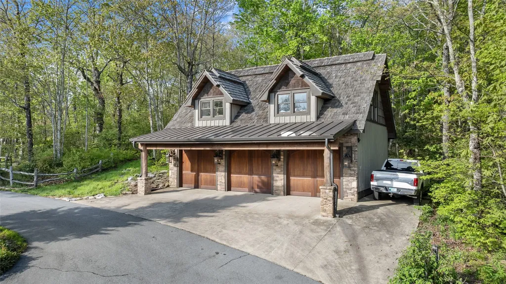 465 Falcon Ridge Road Sapphire NC 28774