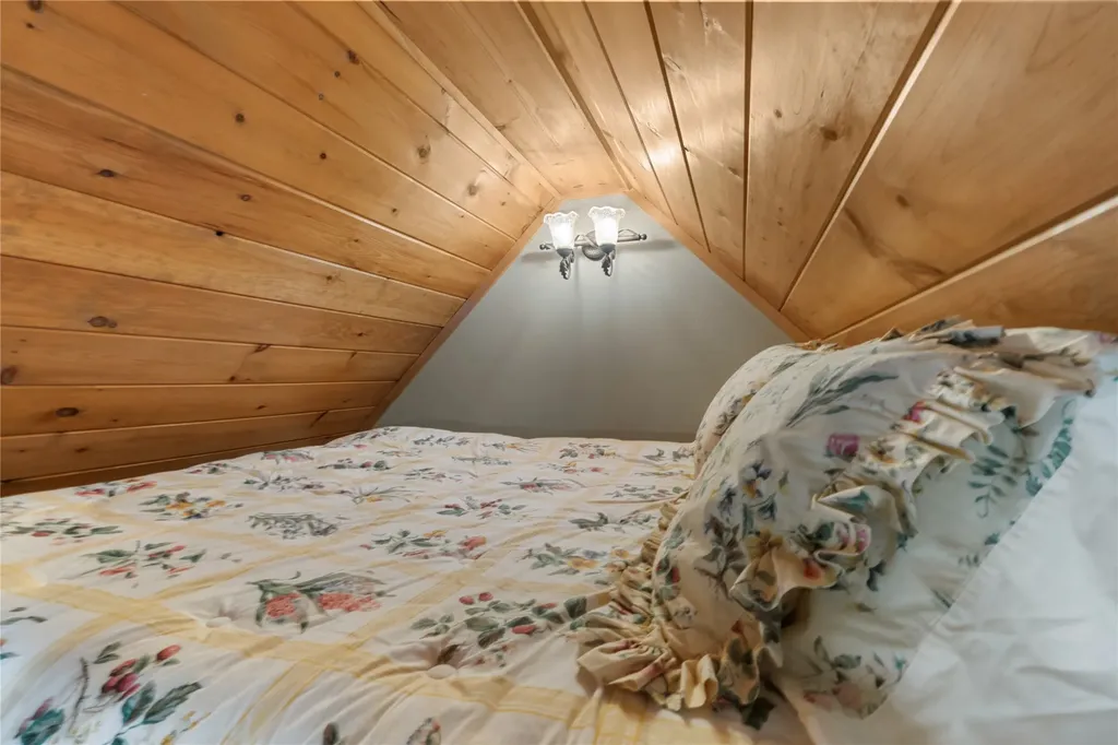 465 Falcon Ridge Road Sapphire NC 28774