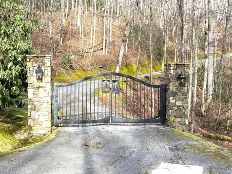 2 Highlands Point Highlands NC 28741