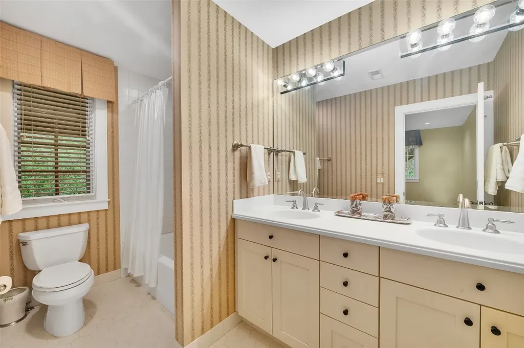 1957 Cold Mountain Road Lake Toxaway NC 28747