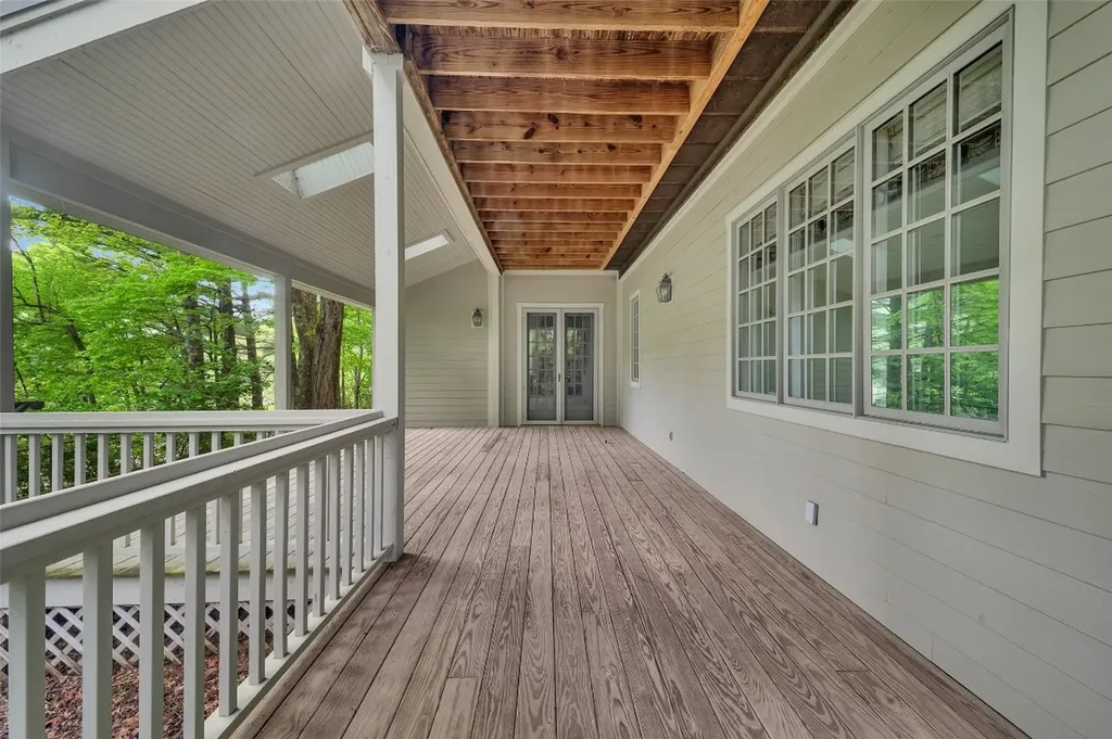 1957 Cold Mountain Road Lake Toxaway NC 28747