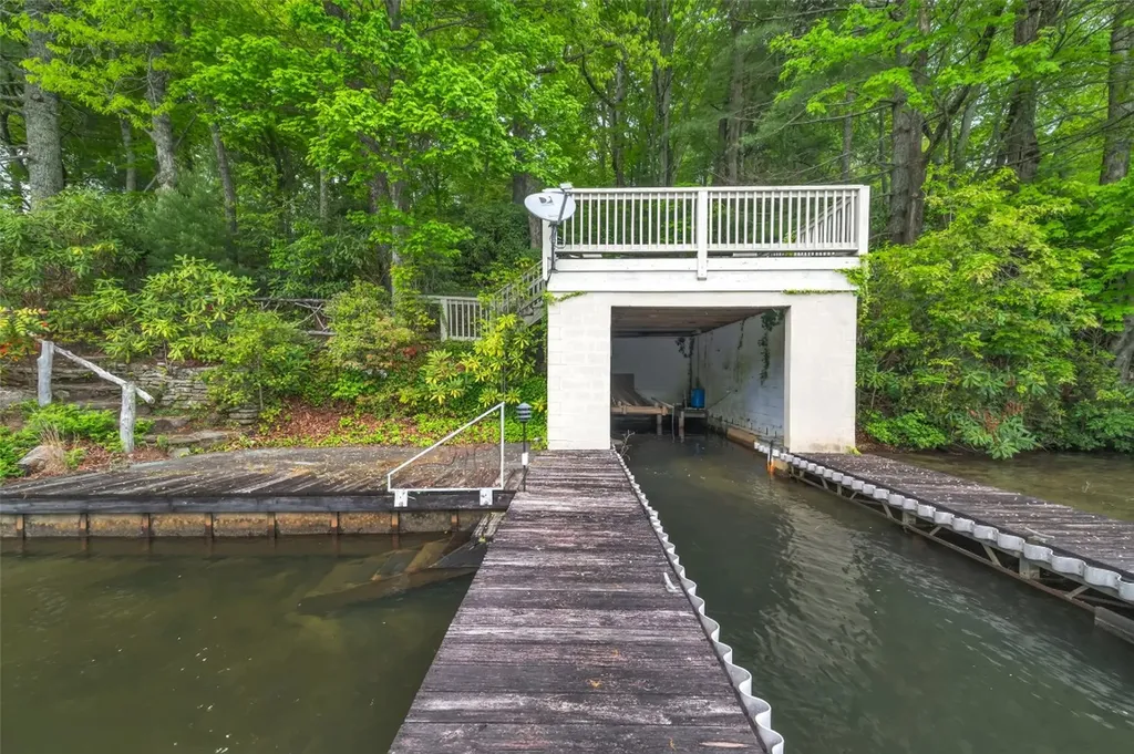 1957 Cold Mountain Road Lake Toxaway NC 28747