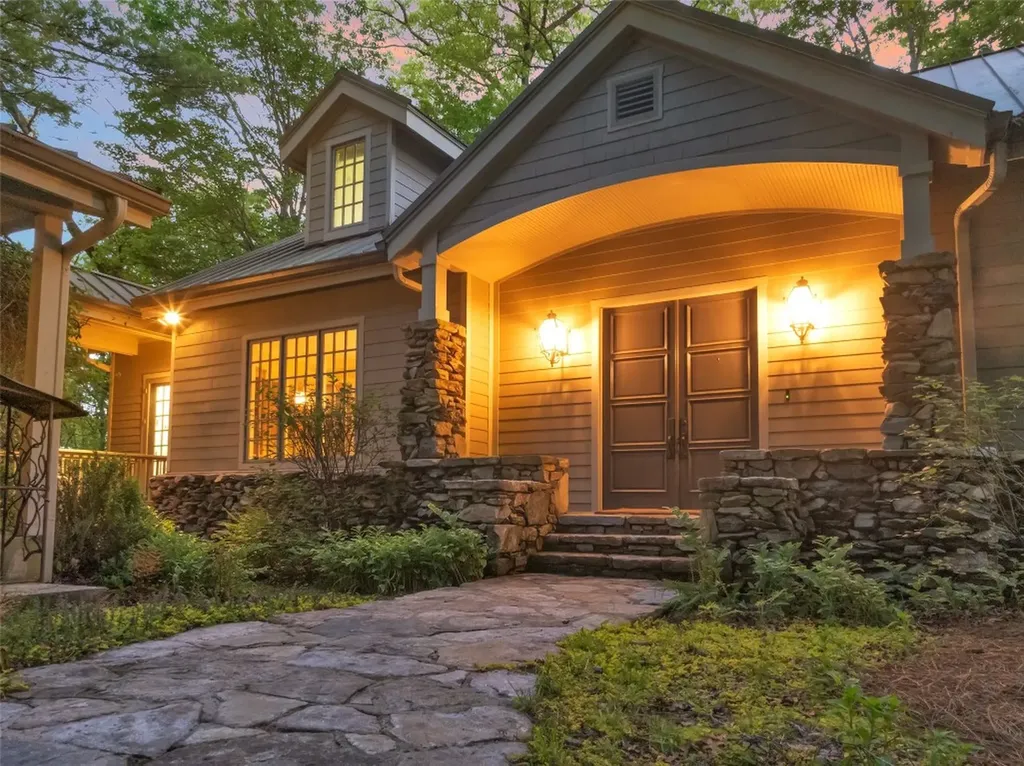 1957 Cold Mountain Road Lake Toxaway NC 28747