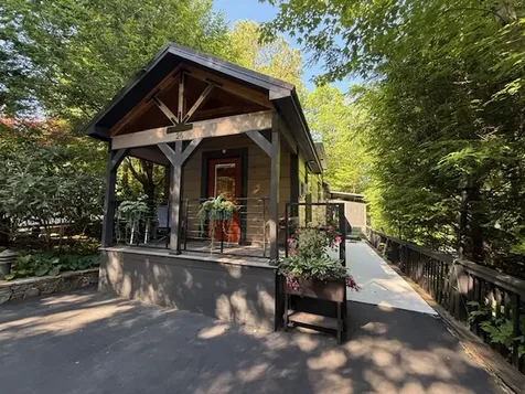 26 S Cumberland Drive Lake Toxaway NC 28747