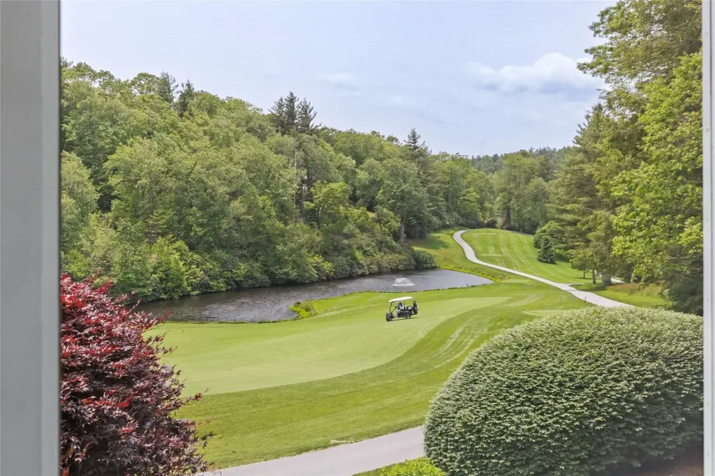 1130 Sky Lake Drive Highlands NC 28741