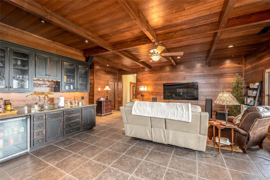 550 Silly Ridge Road Scaly Mountain NC 28775