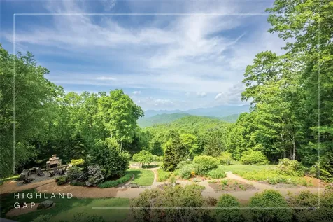 550 Silly Ridge Road Scaly Mountain NC 28775