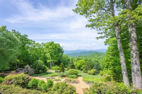 550 Silly Ridge Road Scaly Mountain NC 28775