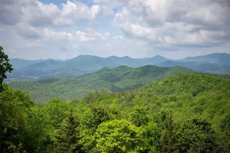 550 Silly Ridge Road Scaly Mountain NC 28775