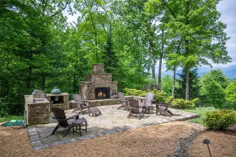 550 Silly Ridge Road Scaly Mountain NC 28775