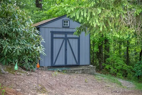 550 Silly Ridge Road Scaly Mountain NC 28775