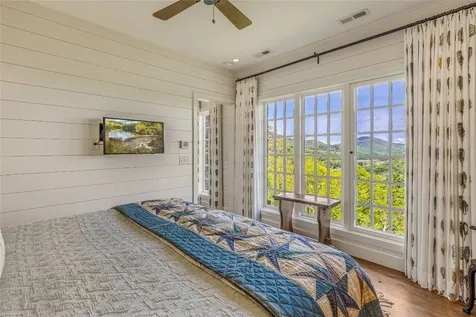 168 Old Wagon Road Highlands NC 28741