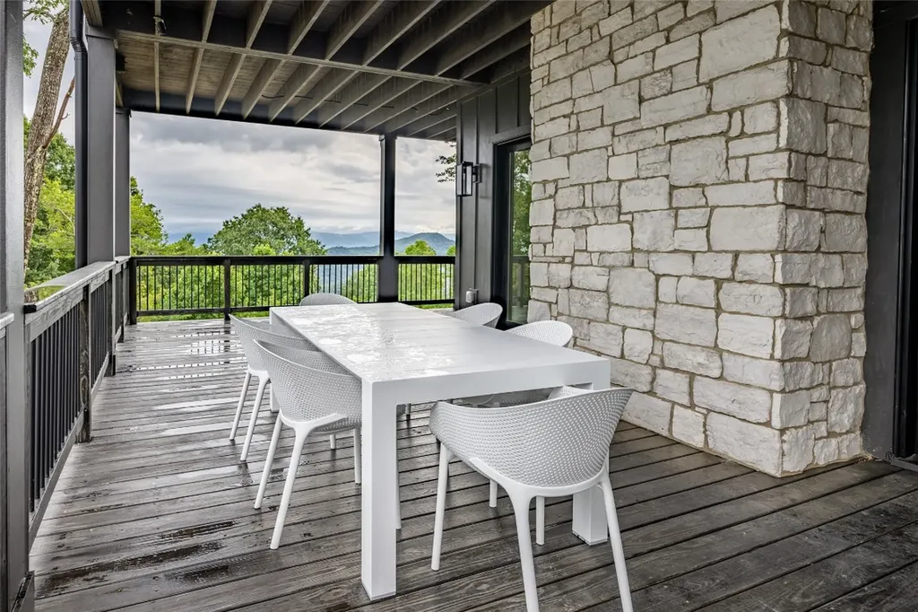 50 Milkweed Trail Glenville NC 28736