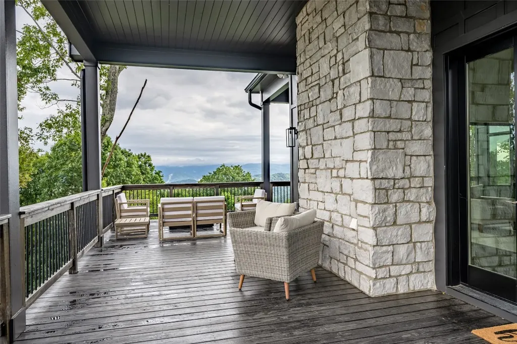 50 Milkweed Trail Glenville NC 28736