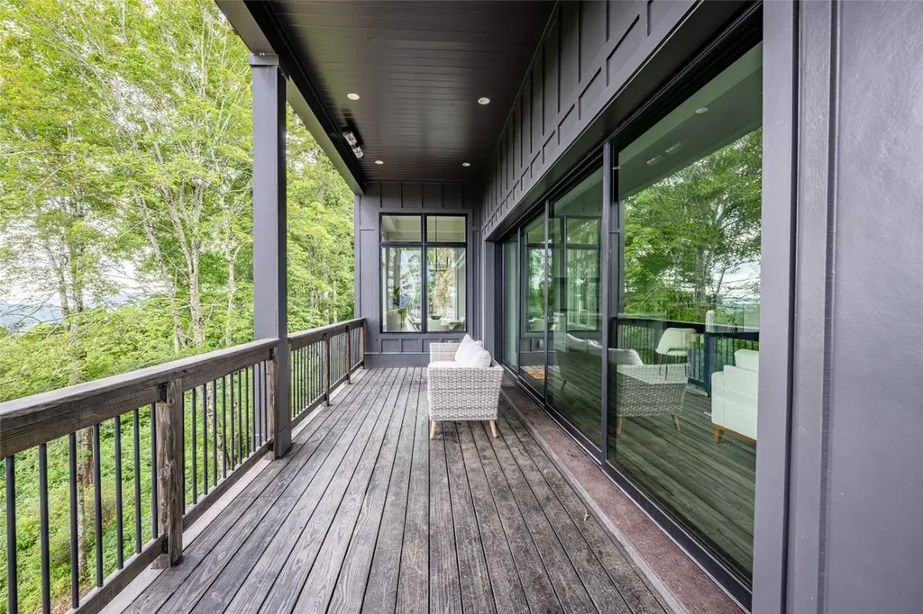 50 Milkweed Trail Glenville NC 28736